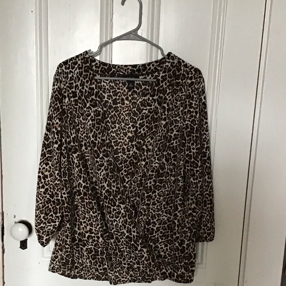 Leopard print adorable top